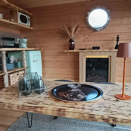 La Toue Vent D'anjou - Bateau Traditionnel De La Loire Tekne *